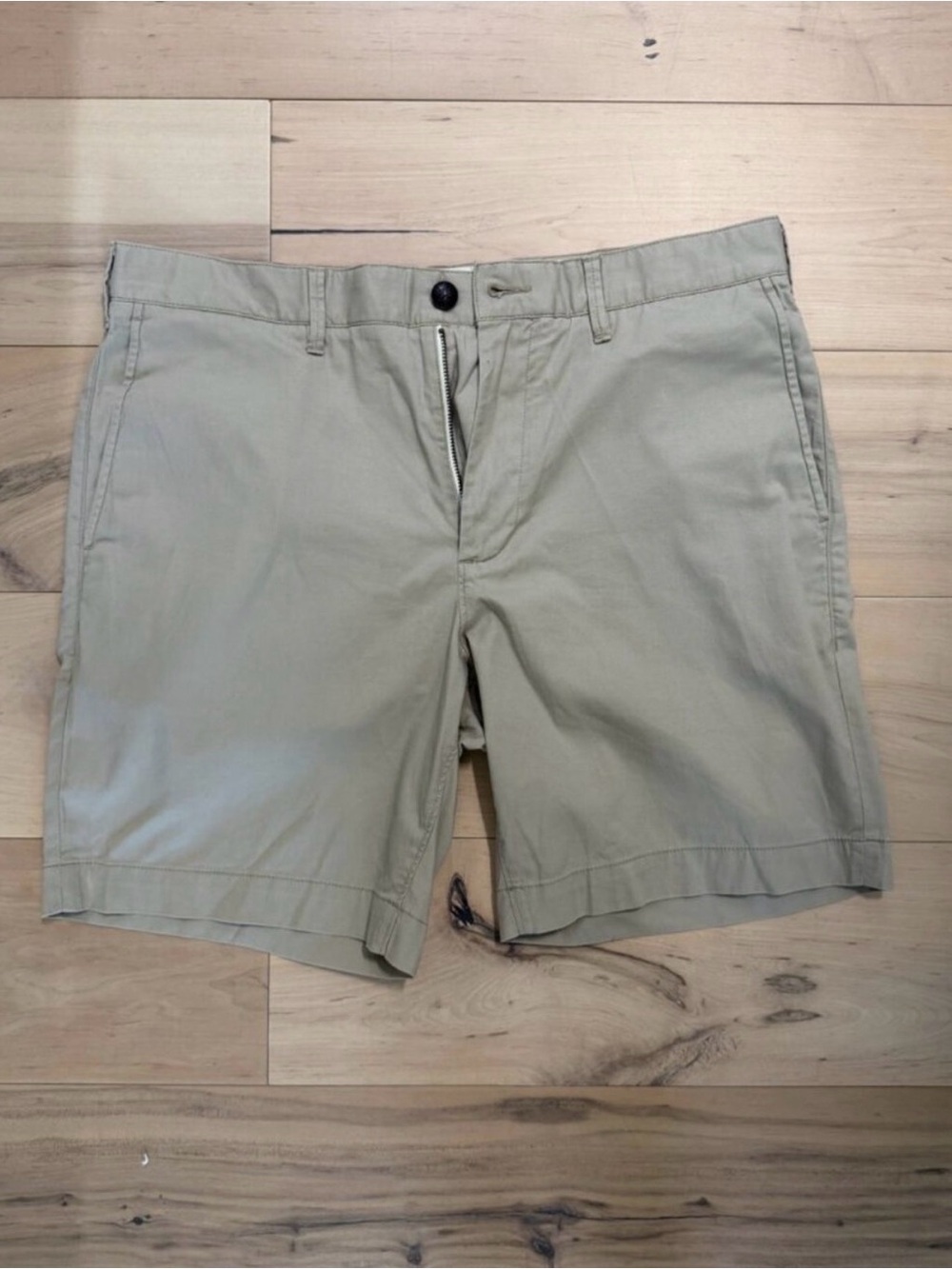 Faherty Island Life Shorts (Sz 32)